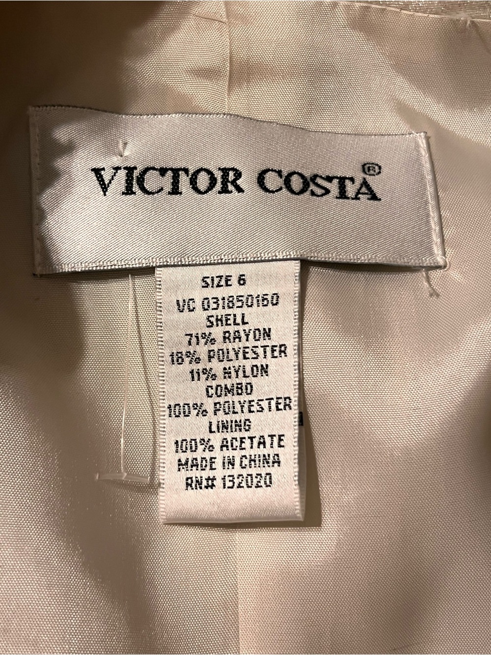 Victor Costa Ivory Jacket with Black Floral Appliqué size 6 - Picture 10 of 15